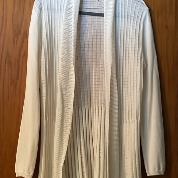 White knee length lightweight sweater - Picture 6 of 6